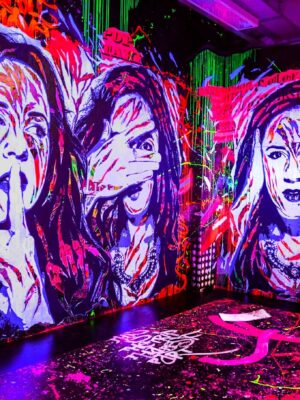 3 WISE WOMAN by Jo Di Bona Les Frigos Paris 2017 © photo Loic Ercolessi